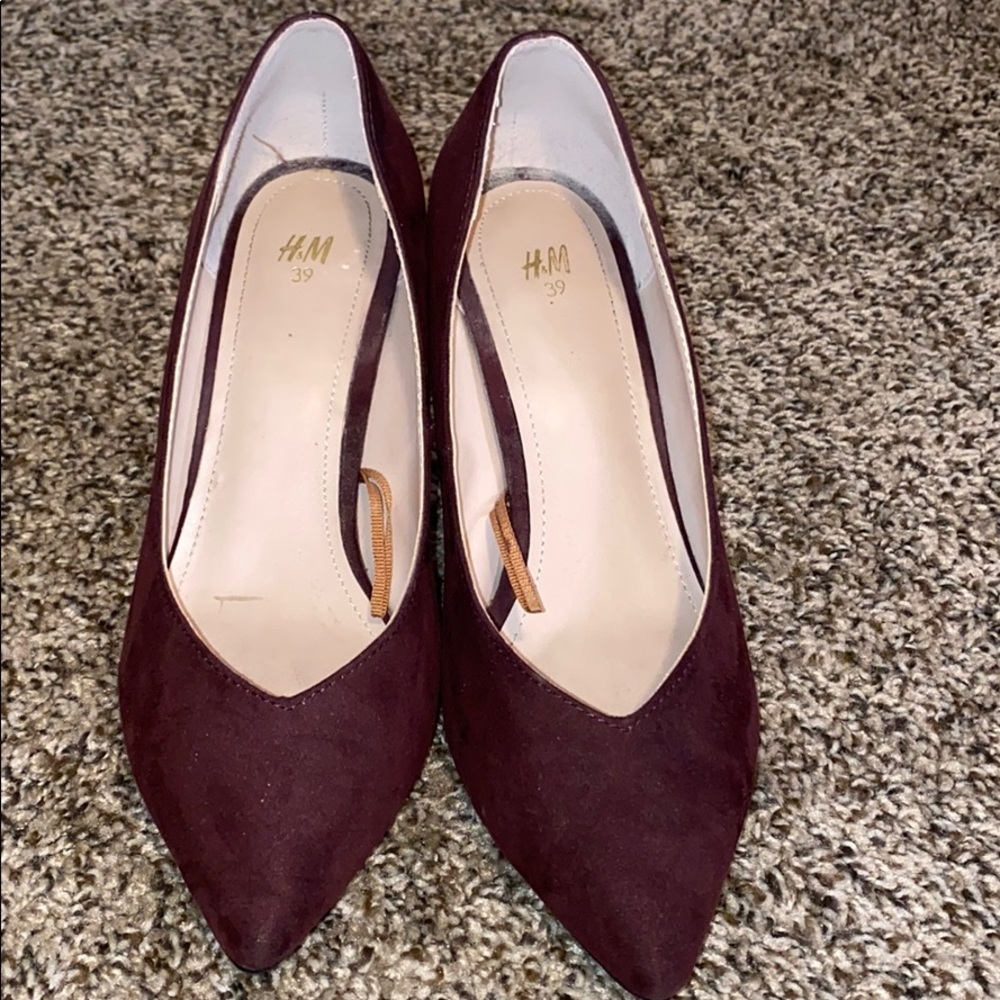VELVET BURGUNDY H&M HEELS USED